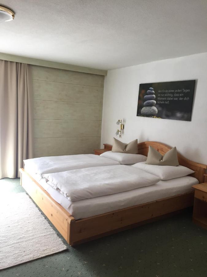 Haus Arnold Schranz Apartment ซังคท์อันทอนอัมอาร์ลแบร์ก ภายนอก รูปภาพ
